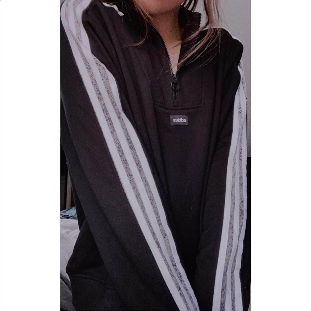 Adidas pullover - Picture 3 of 4